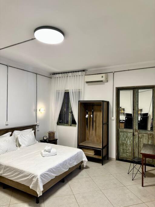 호치민 Le Bijou Chic In The Heart Of Saigon Charm With View 아파트 외부 사진
