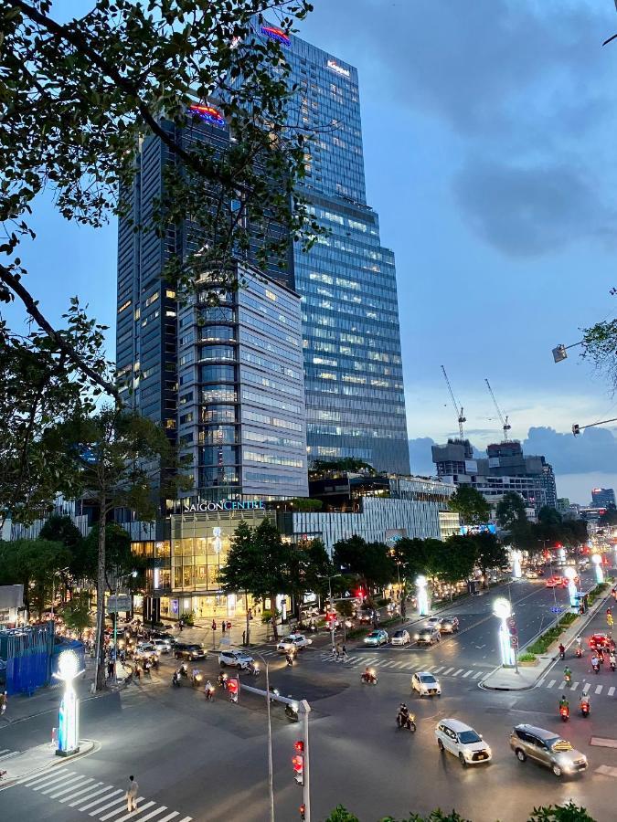 호치민 Le Bijou Chic In The Heart Of Saigon Charm With View 아파트 외부 사진